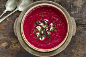Rote Bete Suppe mit Feta